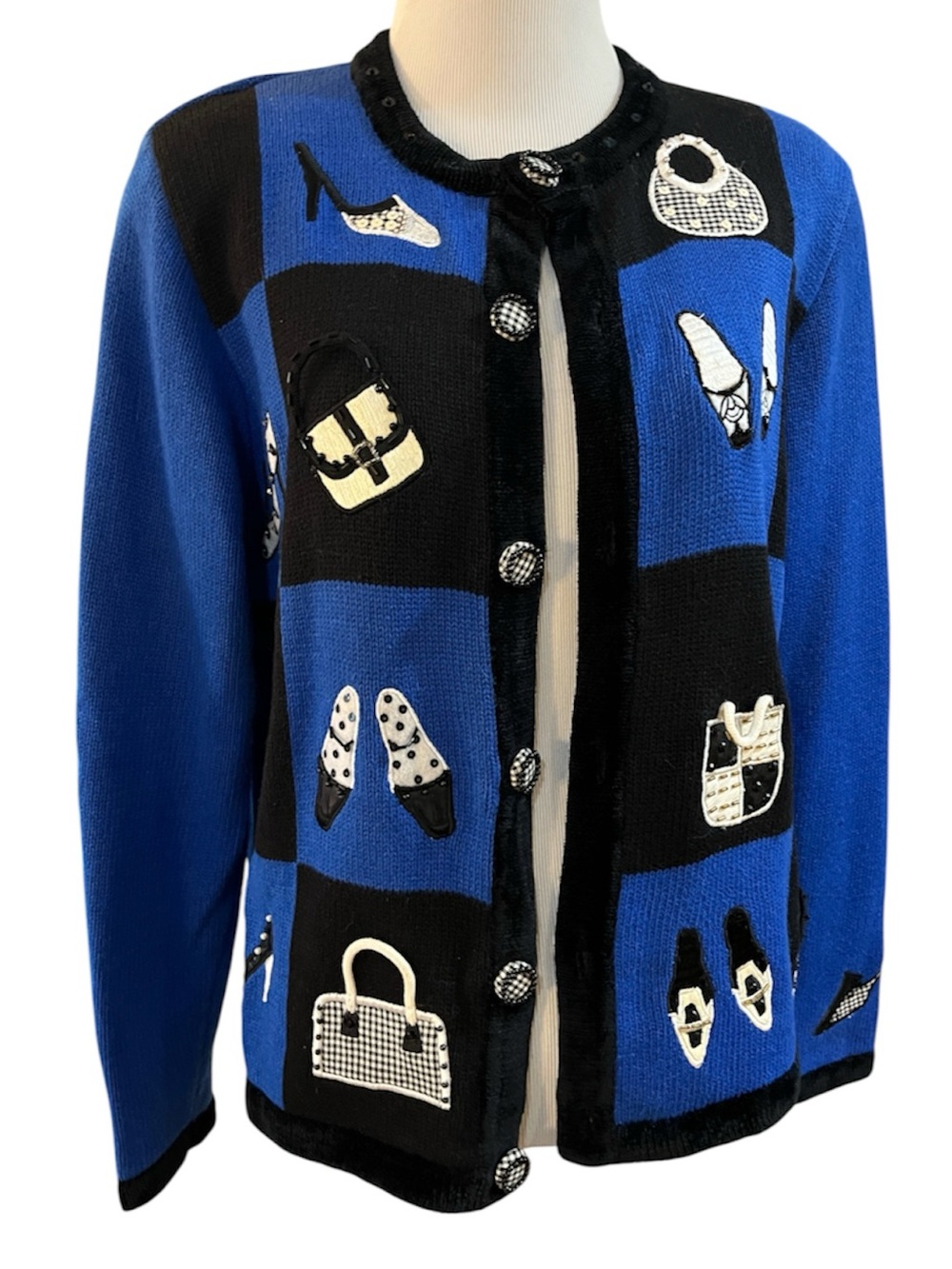 VINTAGE JUST B CARDIGAN BLOCK APPLIQUÉ SWEATER BLUE, BLACK AND WHITE SIZE SMALL